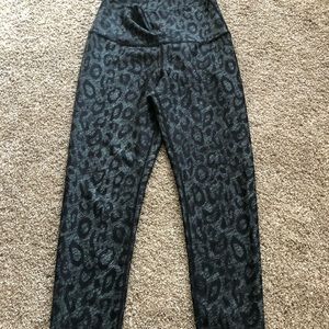 Nimble high waisted animal print leggings. Sz 6